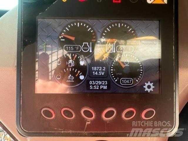 CAT 299D2 Šmykom riadené nakladače