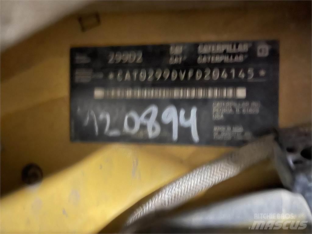 CAT 299D2 Šmykom riadené nakladače