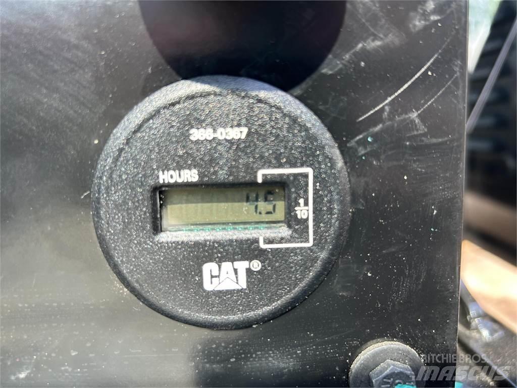 CAT 305.5 Mini rýpadlá < 7t