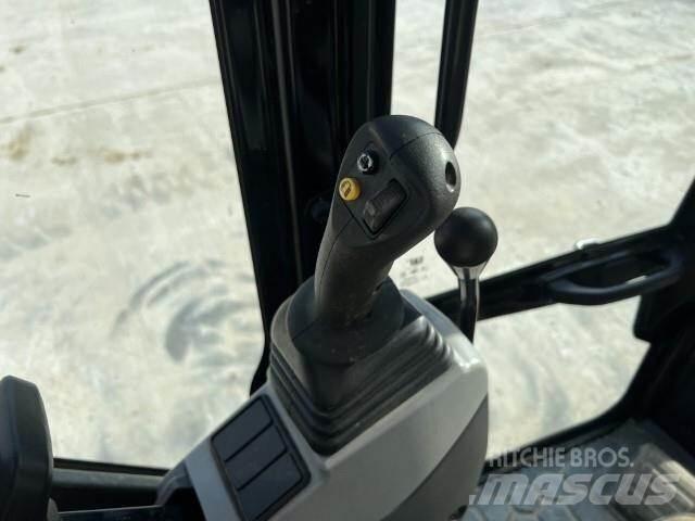 CAT 306CR Pásové rýpadlá