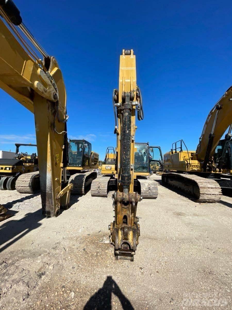 CAT 320 Pásové rýpadlá