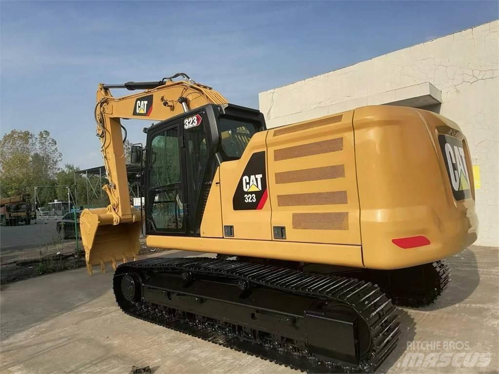 CAT 323 Pásové rýpadlá