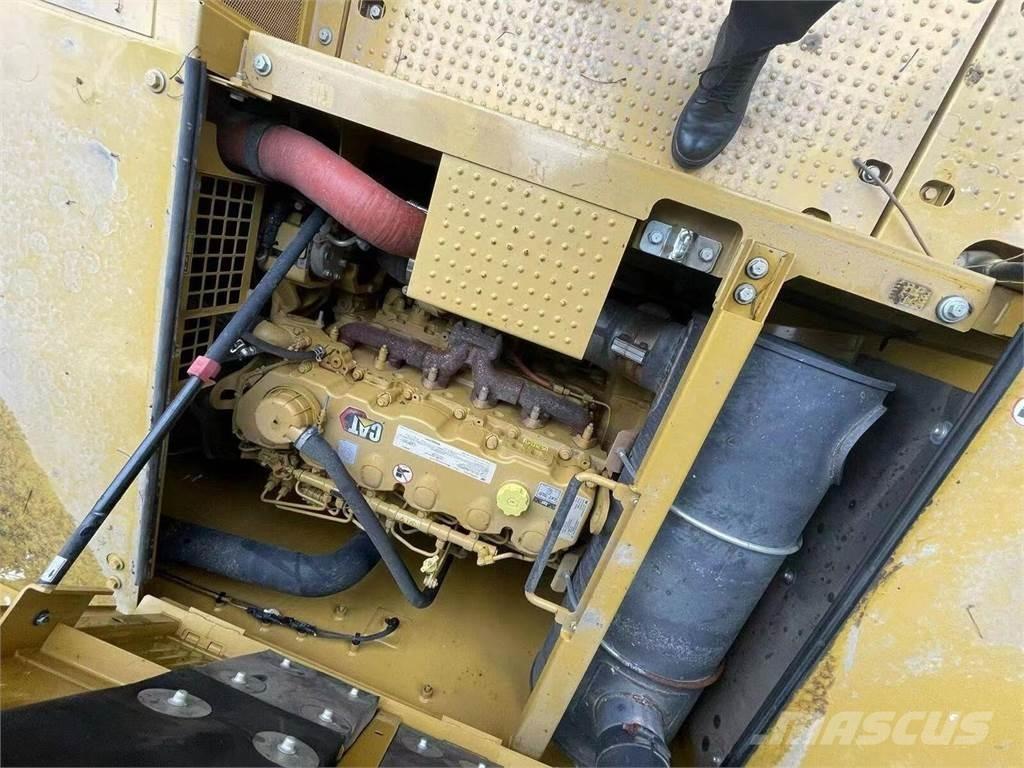 CAT 336 Pásové rýpadlá