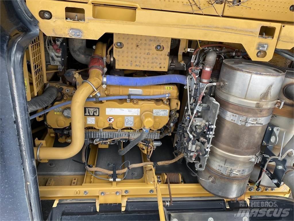 CAT 336FL Pásové rýpadlá