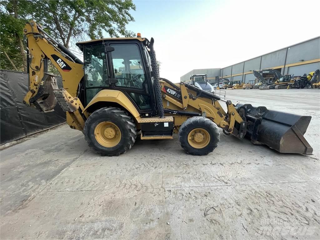 CAT 420F2 IT Rýpadlo-nakladače