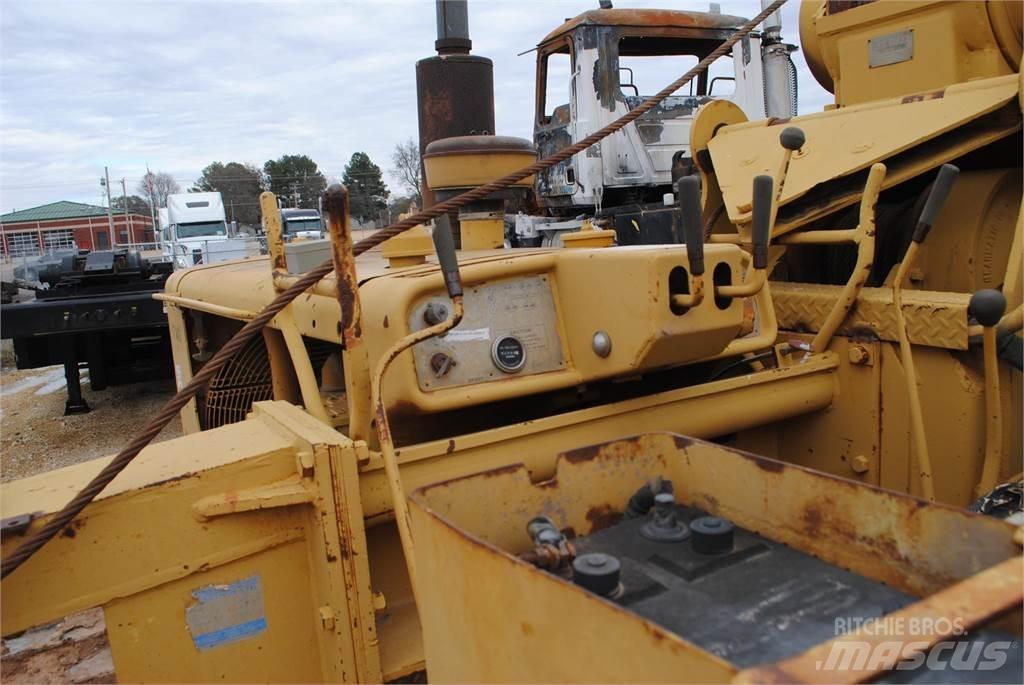CAT 561C Ukladače potrubia