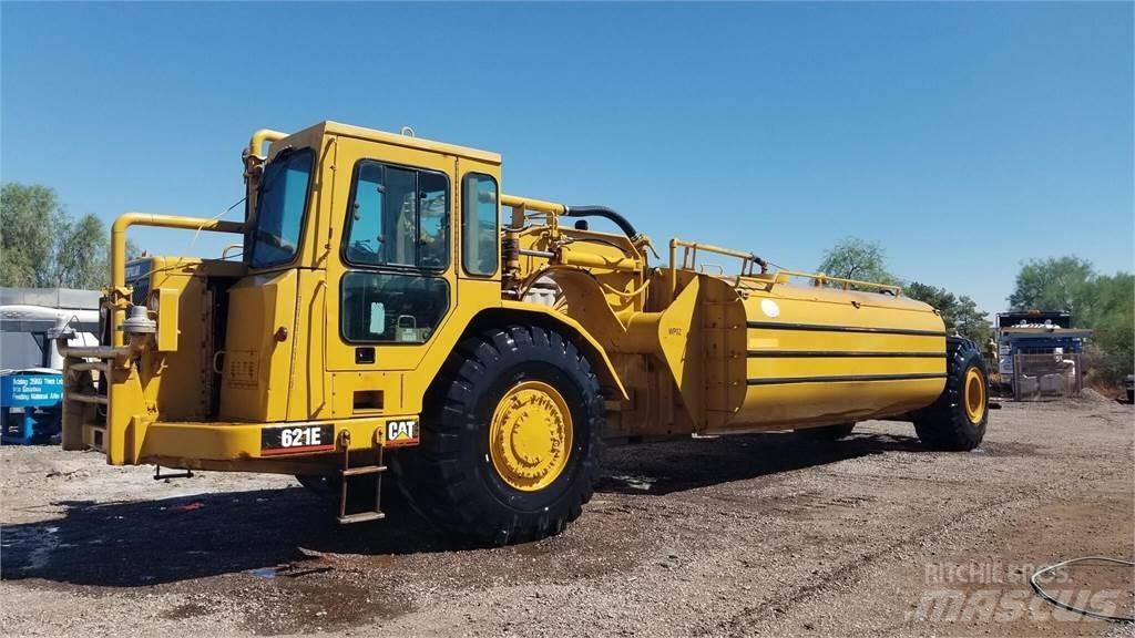 CAT 621E Cisternové prívesy