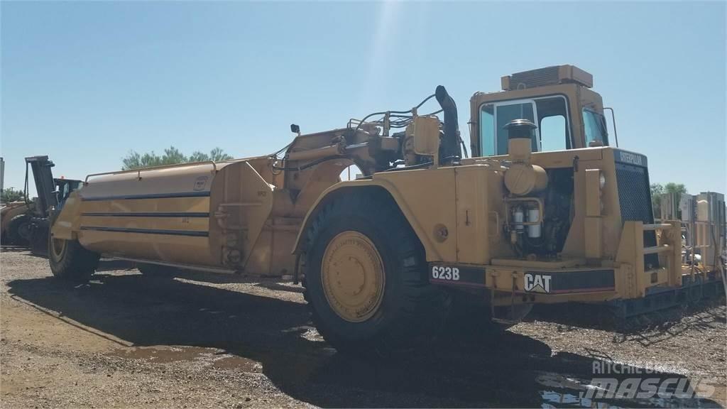 CAT 623B Cisternové prívesy