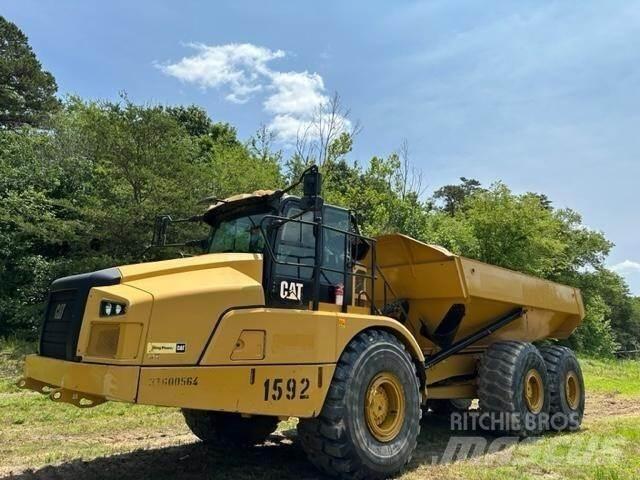 CAT 745 Kĺbové nákladné autá