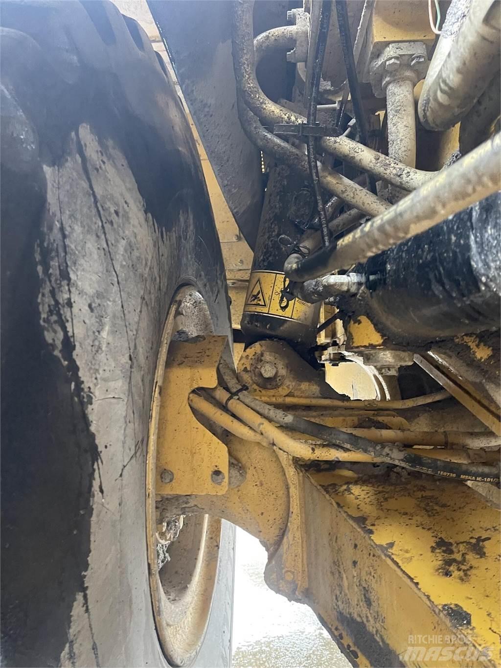 CAT 745C Kĺbové nákladné autá