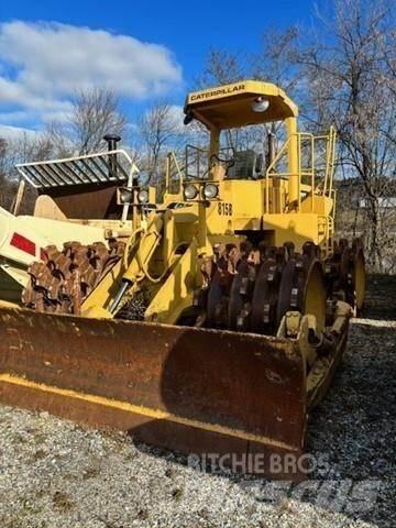 CAT 815B Skládkové kompaktory
