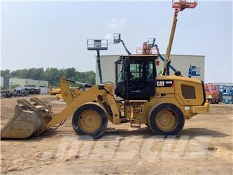 CAT 926M Kolesové nakladače