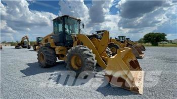 CAT 938M Kolesové nakladače