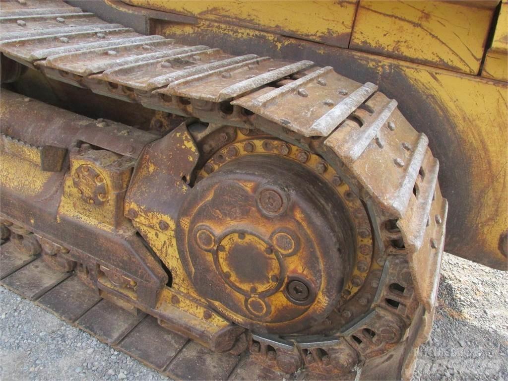 CAT 953 Pásové nakladače