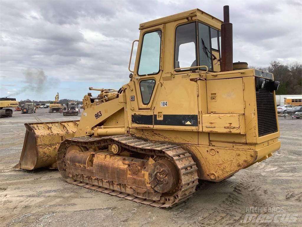 CAT 963 Pásové nakladače