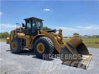 CAT 972M Kolesové nakladače