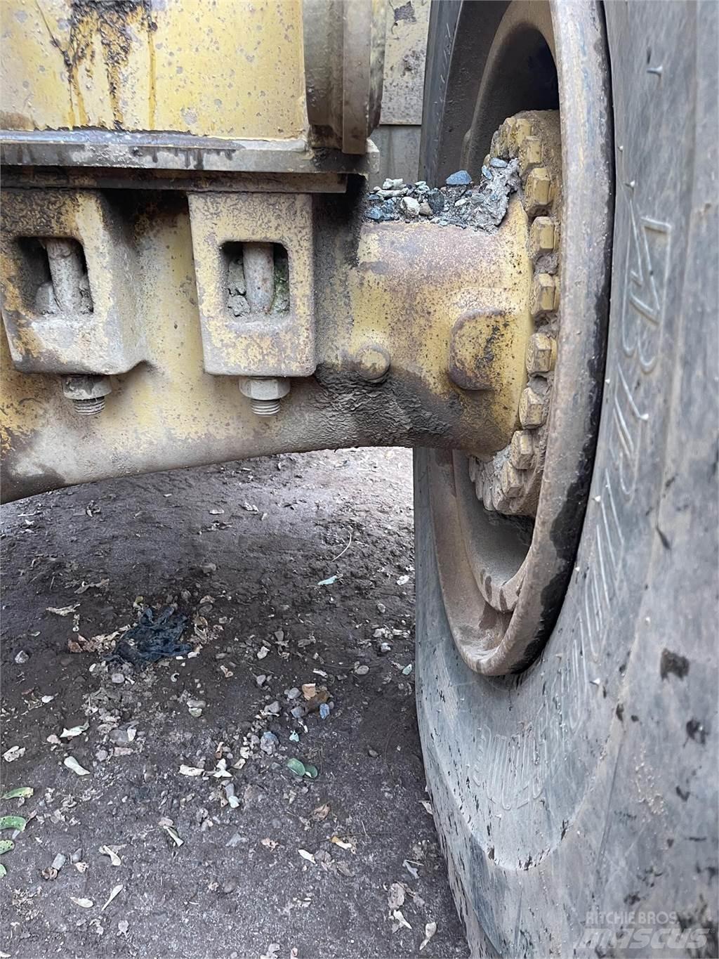 CAT 980G Kolesové nakladače