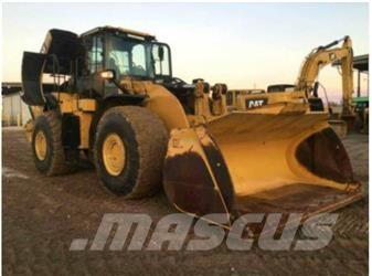 CAT 980M Kolesové nakladače