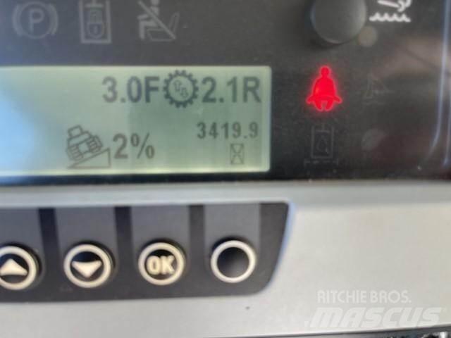 CAT D3K2 LGP Pásové dozéry