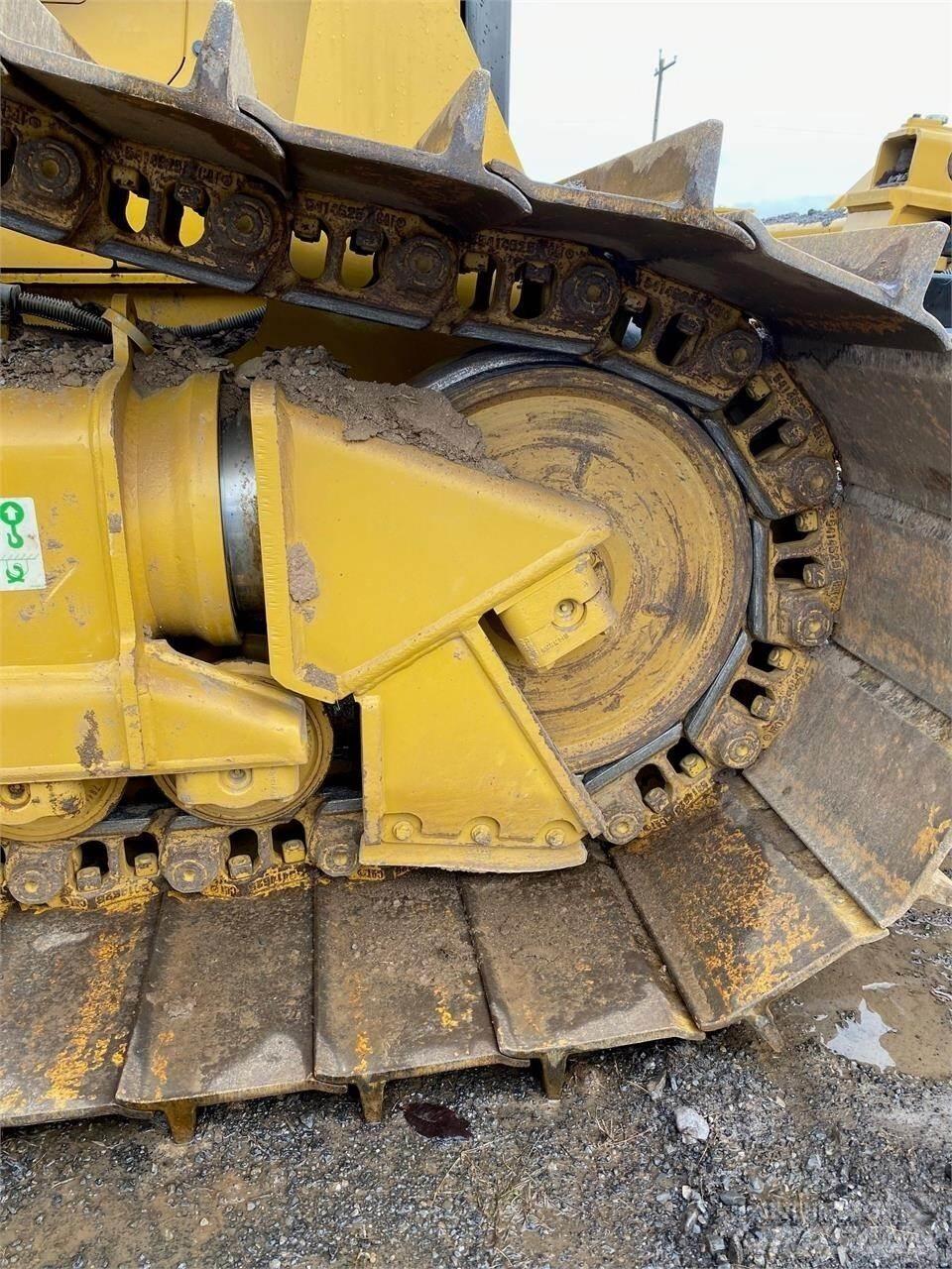 CAT D5 LGP Pásové dozéry