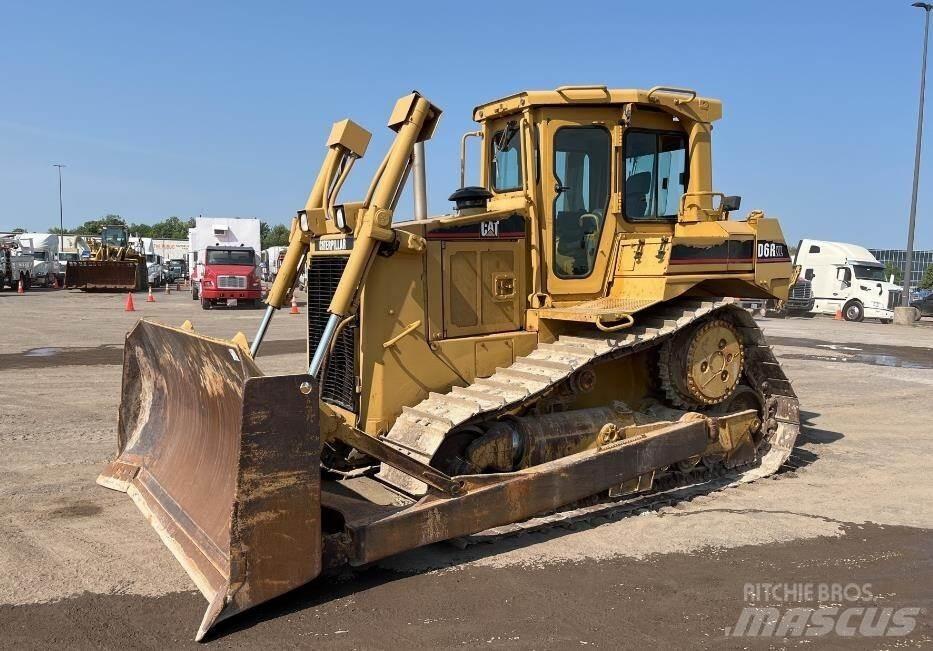 CAT D6R Pásové dozéry