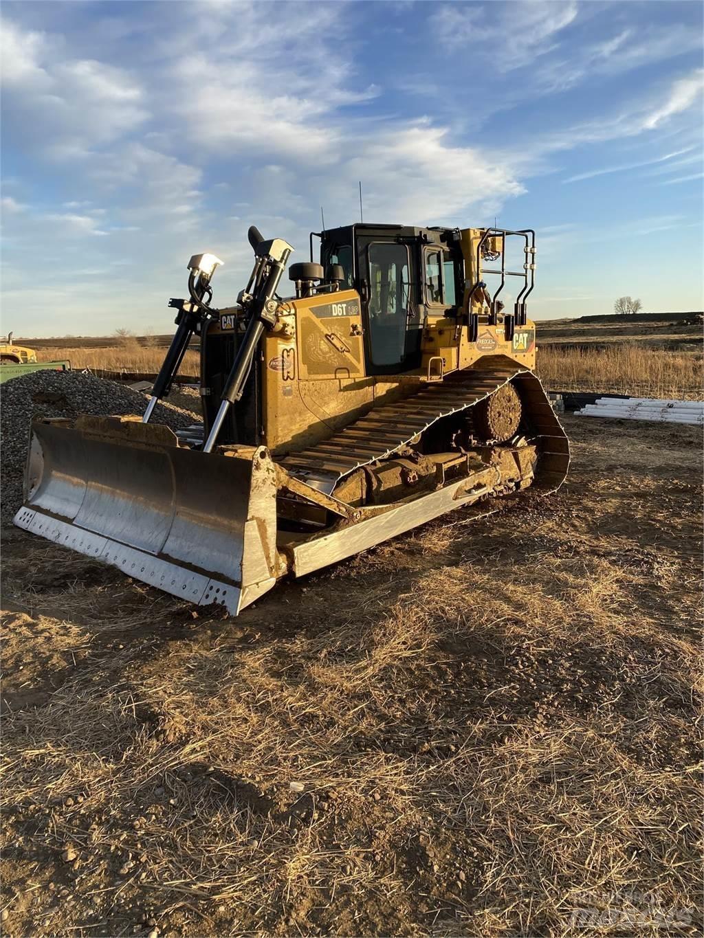 CAT D6T LGP Pásové dozéry