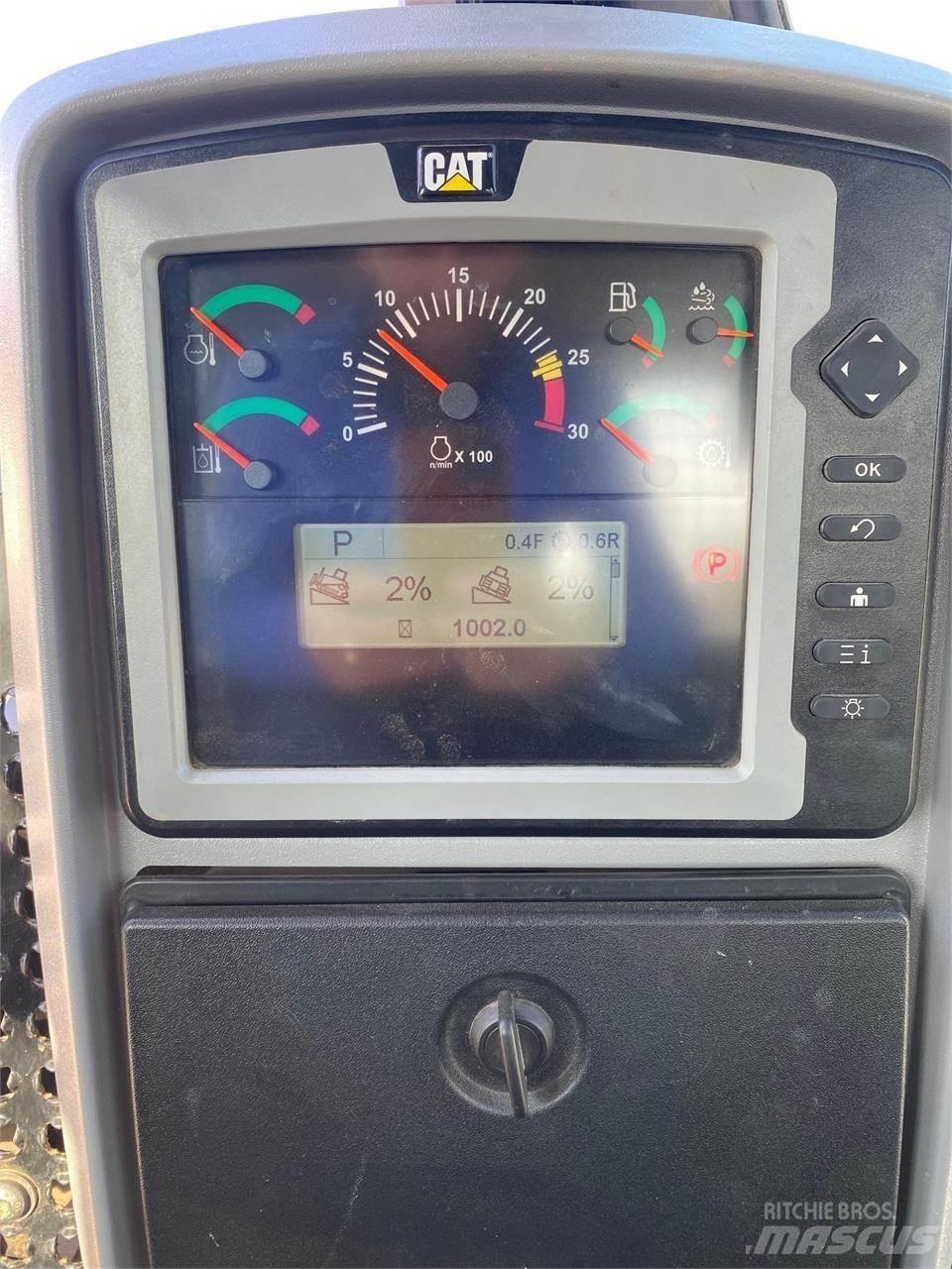 CAT D7E LGP Pásové dozéry