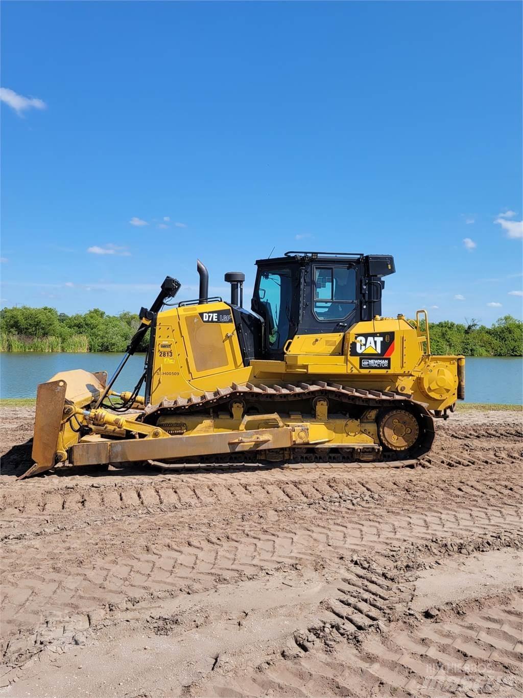CAT D7E LGP Pásové dozéry