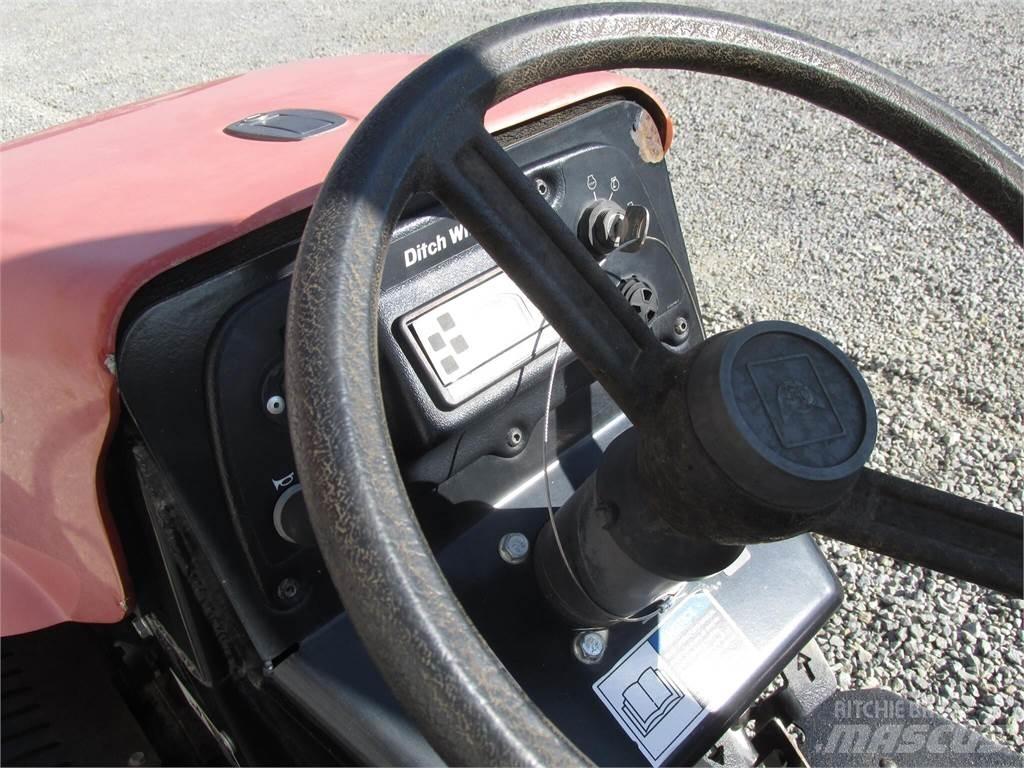 Ditch Witch RT30 Rýhovače