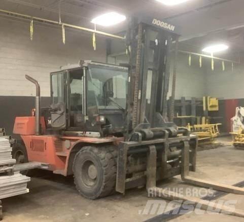 Doosan D160S-7 Iné
