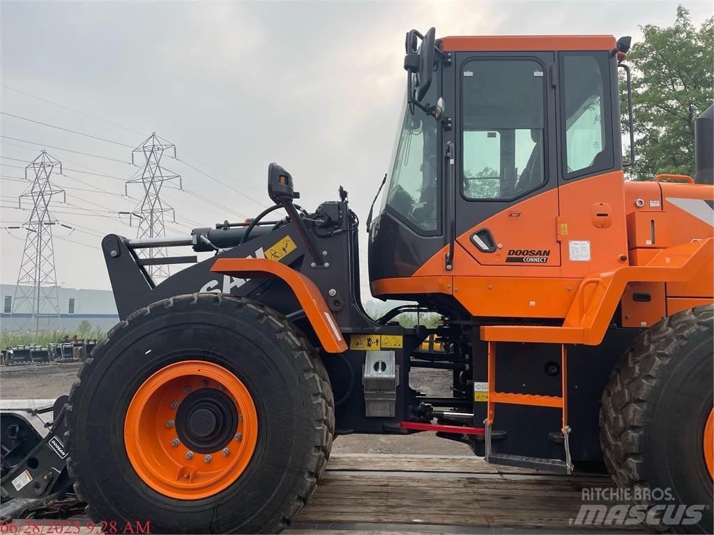 Doosan DL250-5 Kolesové nakladače
