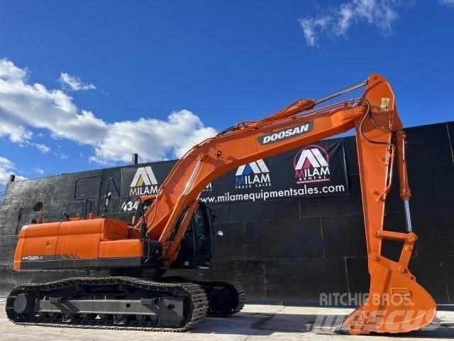 Doosan DX225 LC Pásové rýpadlá