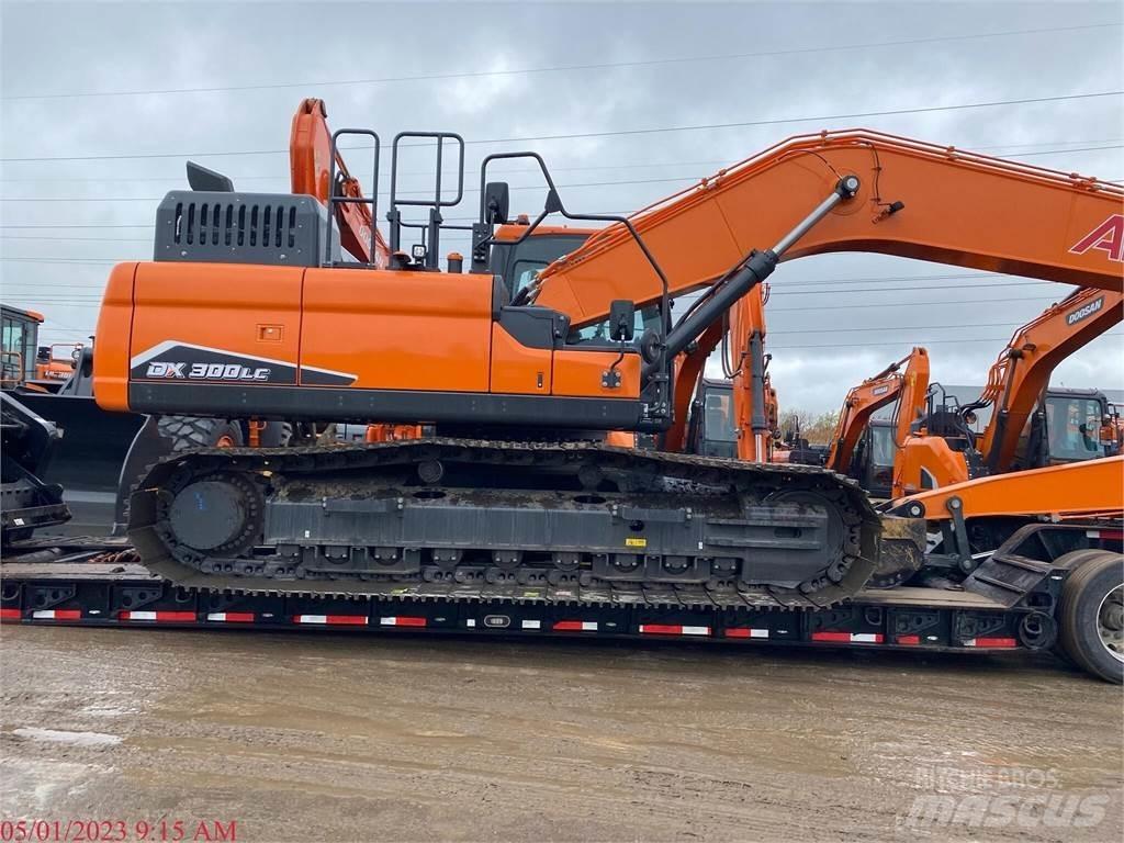 Doosan DX300 LC Pásové rýpadlá