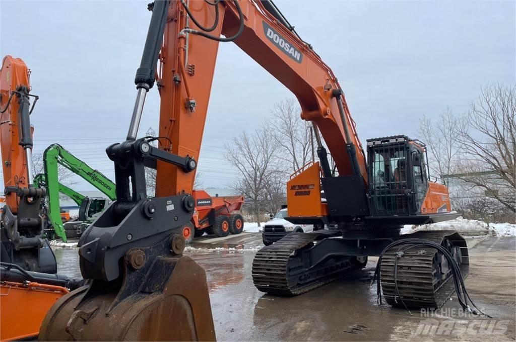 Doosan DX380 LL-5 Pásové rýpadlá