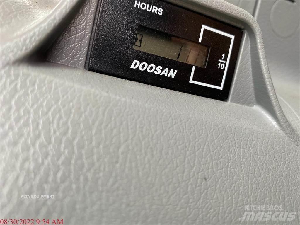 Doosan DX490 LC-5 Pásové rýpadlá