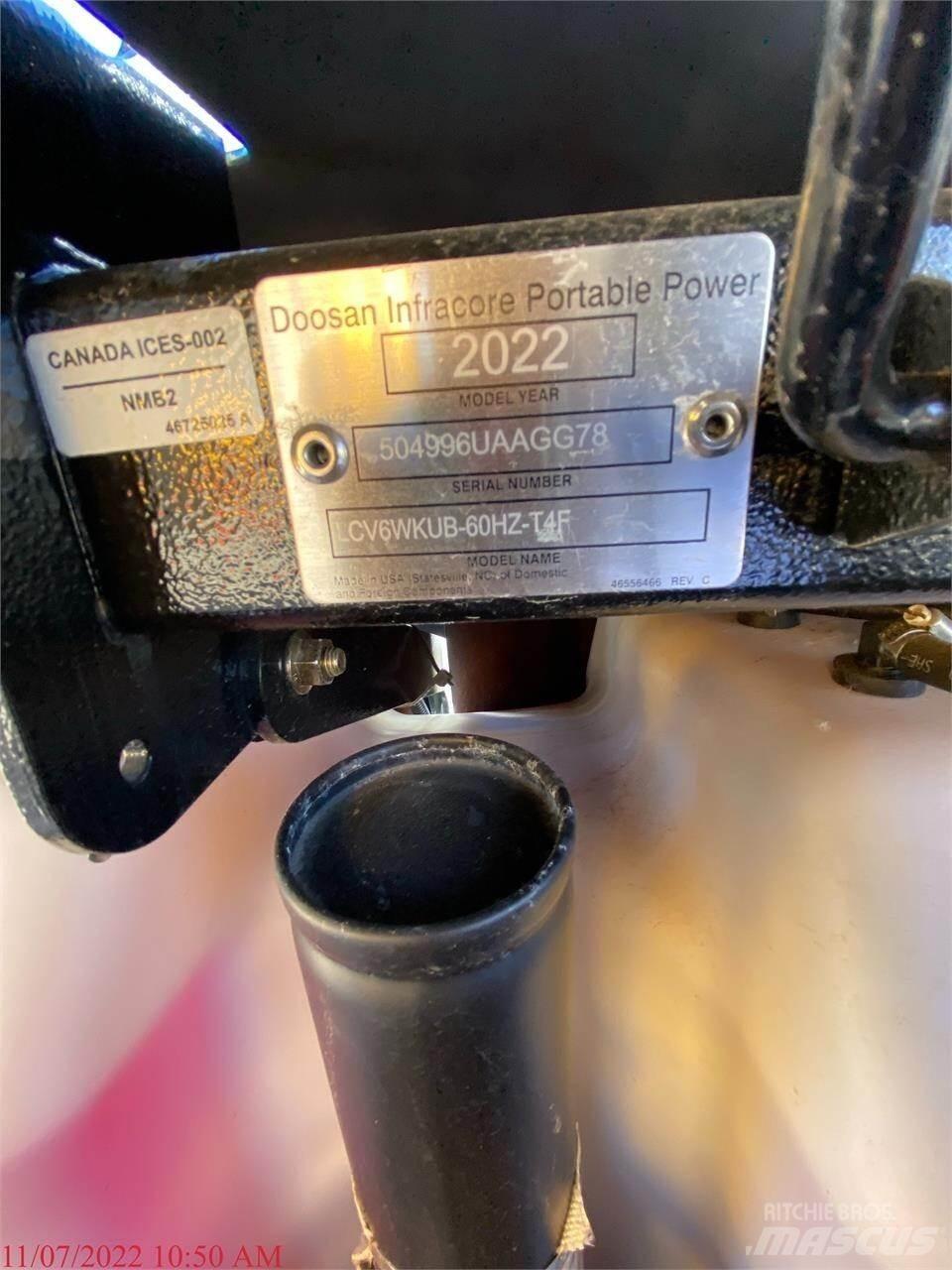 Doosan LCV6 Osvetľovacie stožiare
