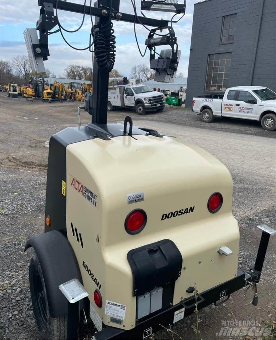 Doosan LCV6 Osvetľovacie stožiare