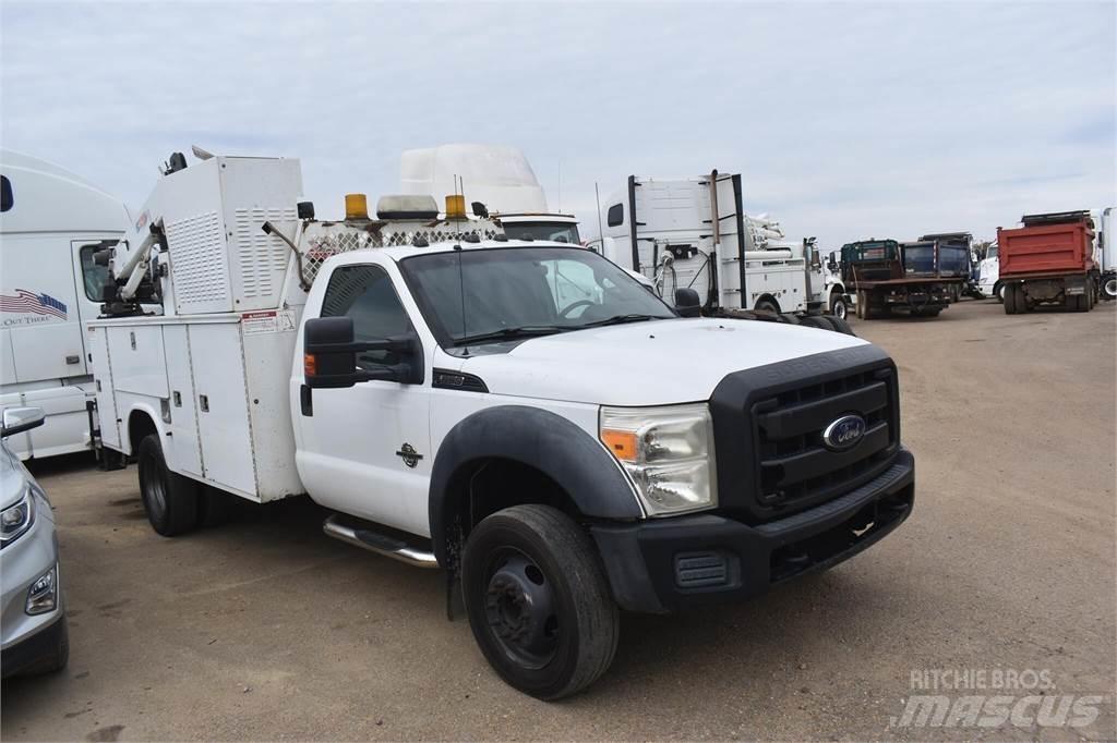Ford F550 Komunálne / Multi-úžitkové vozidlá