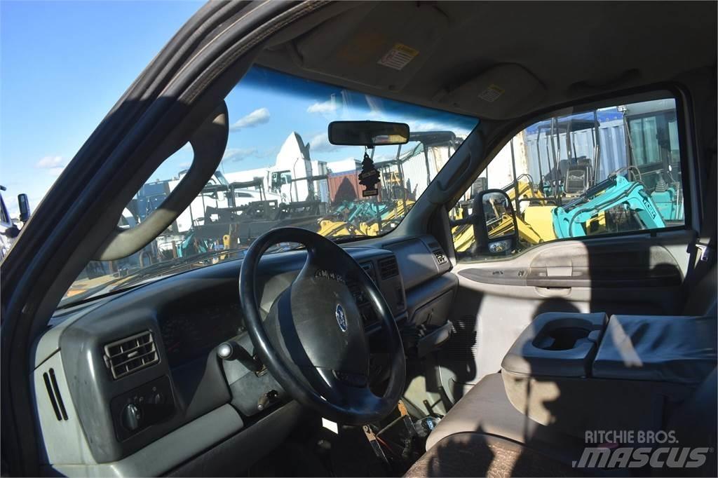 Ford F550 SD Komunálne / Multi-úžitkové vozidlá