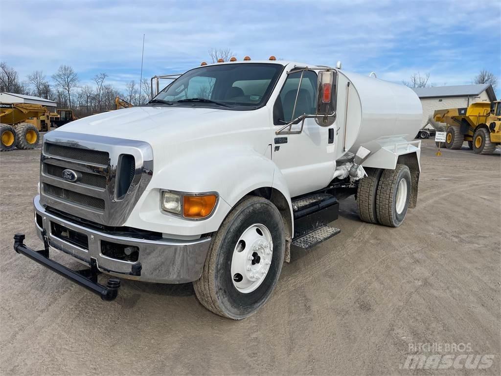 Ford F650 Cisterny na vodu
