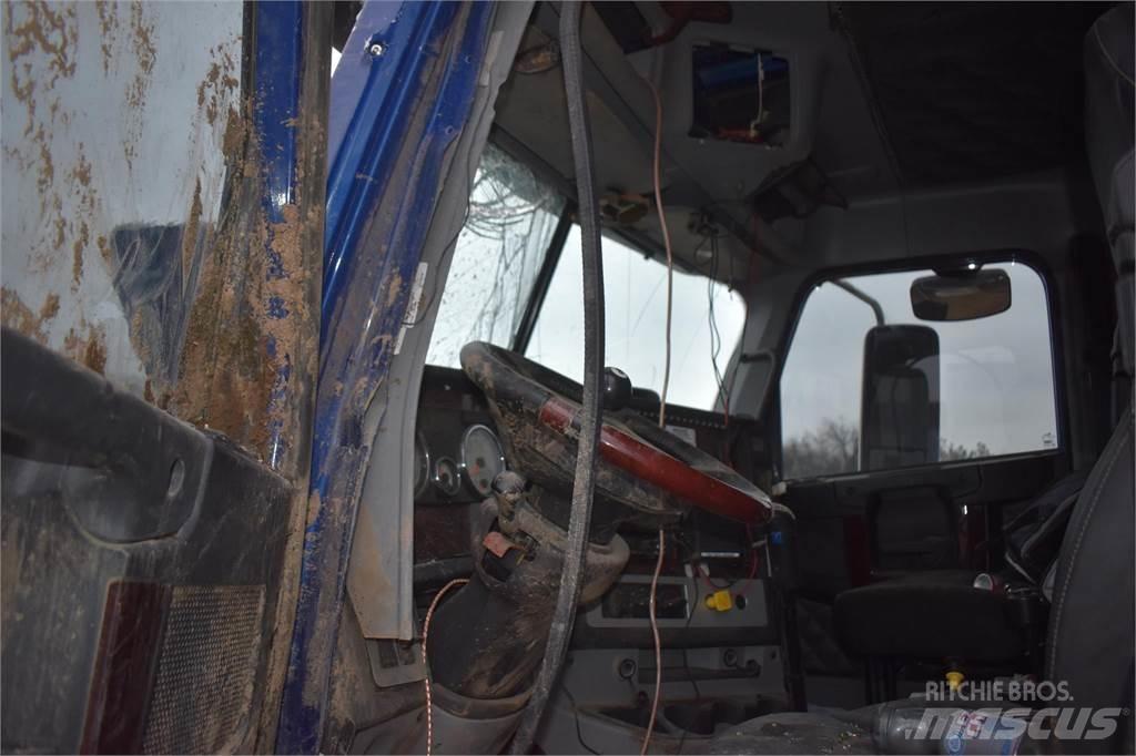 Freightliner 122SD Sklápače