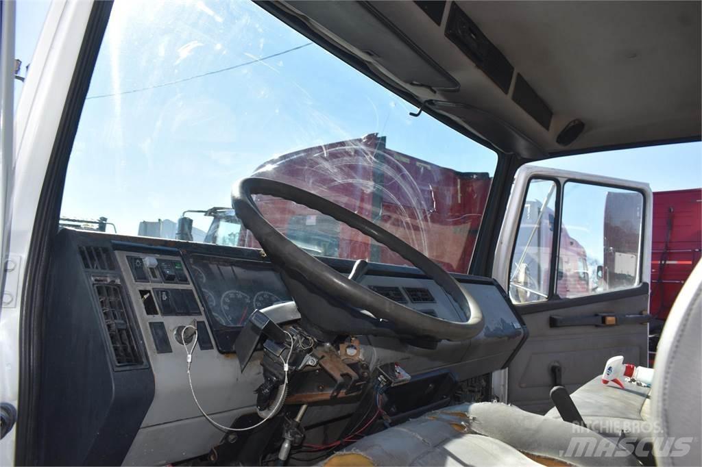Freightliner FL60 Sklápače
