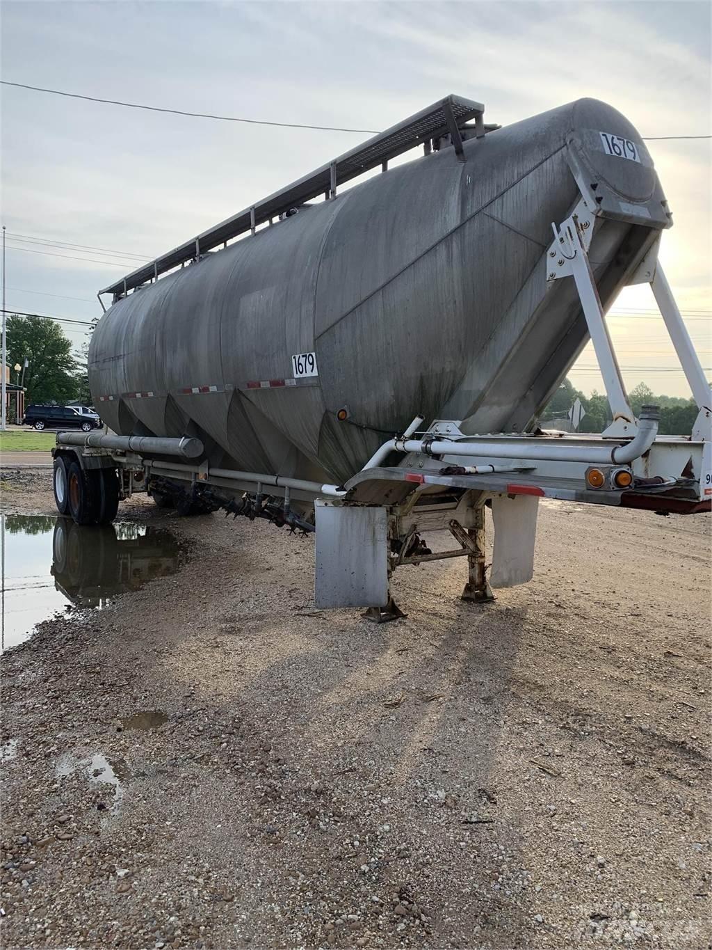 Fruehauf  Cisternové prívesy