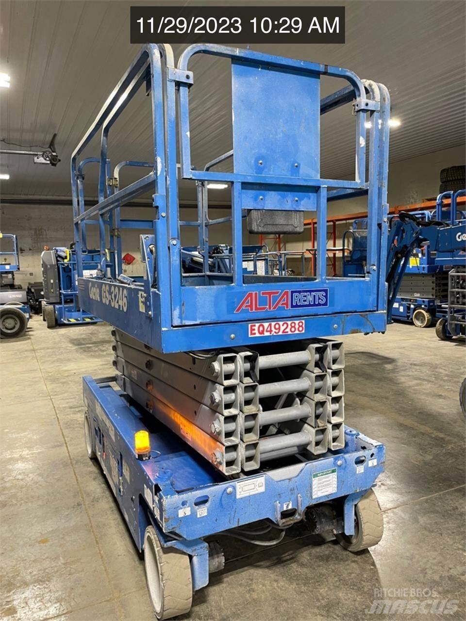 Genie GS3246 Nožnicové zdvíhacie plošiny
