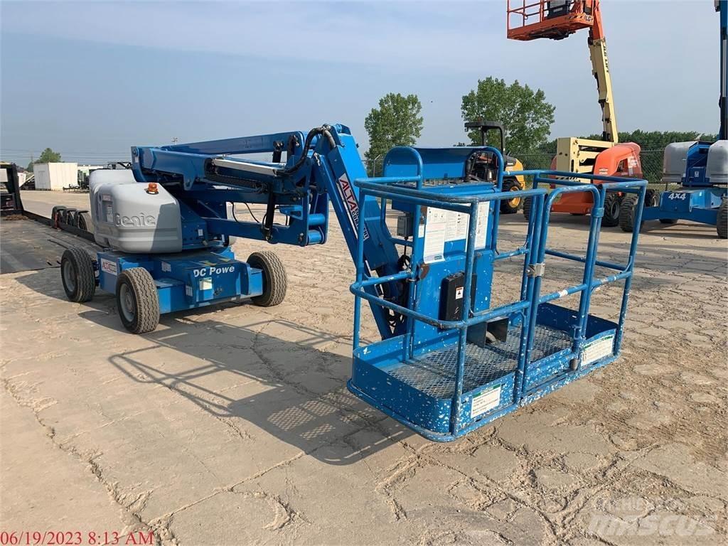 Genie Z45/25JDC Kĺbové plošiny