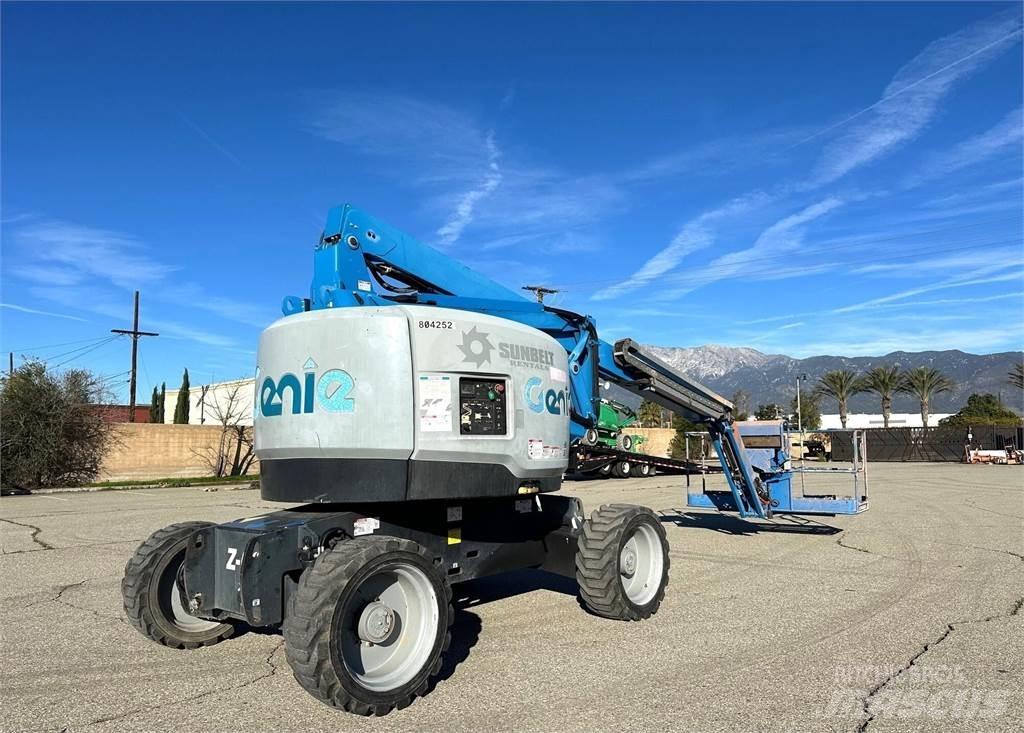 Genie Z62/40 Kĺbové plošiny