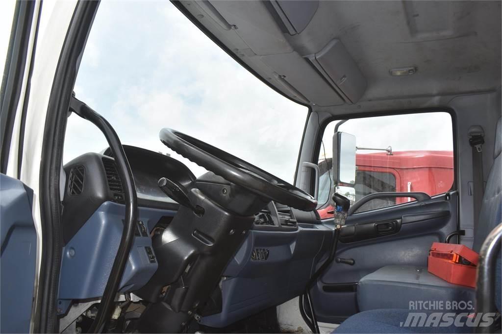 Hino 338 Komunálne / Multi-úžitkové vozidlá