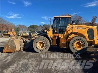Hyundai HL965XT Kolesové nakladače