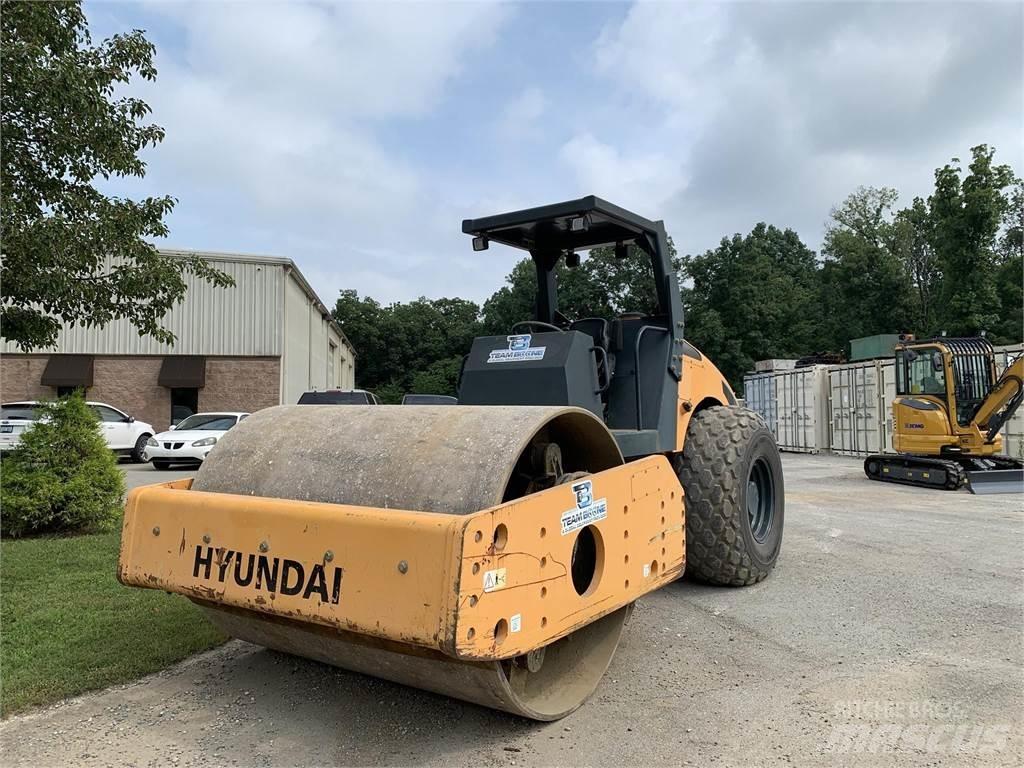 Hyundai HR120C-9 Tandemové valce