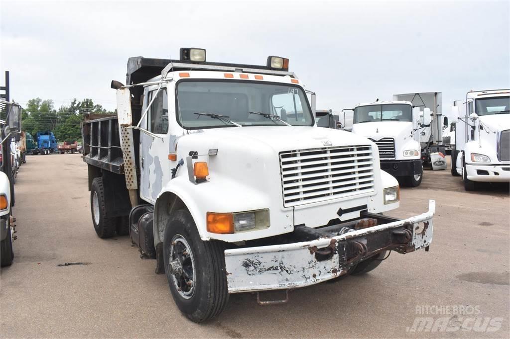 International 4700 Sklápače